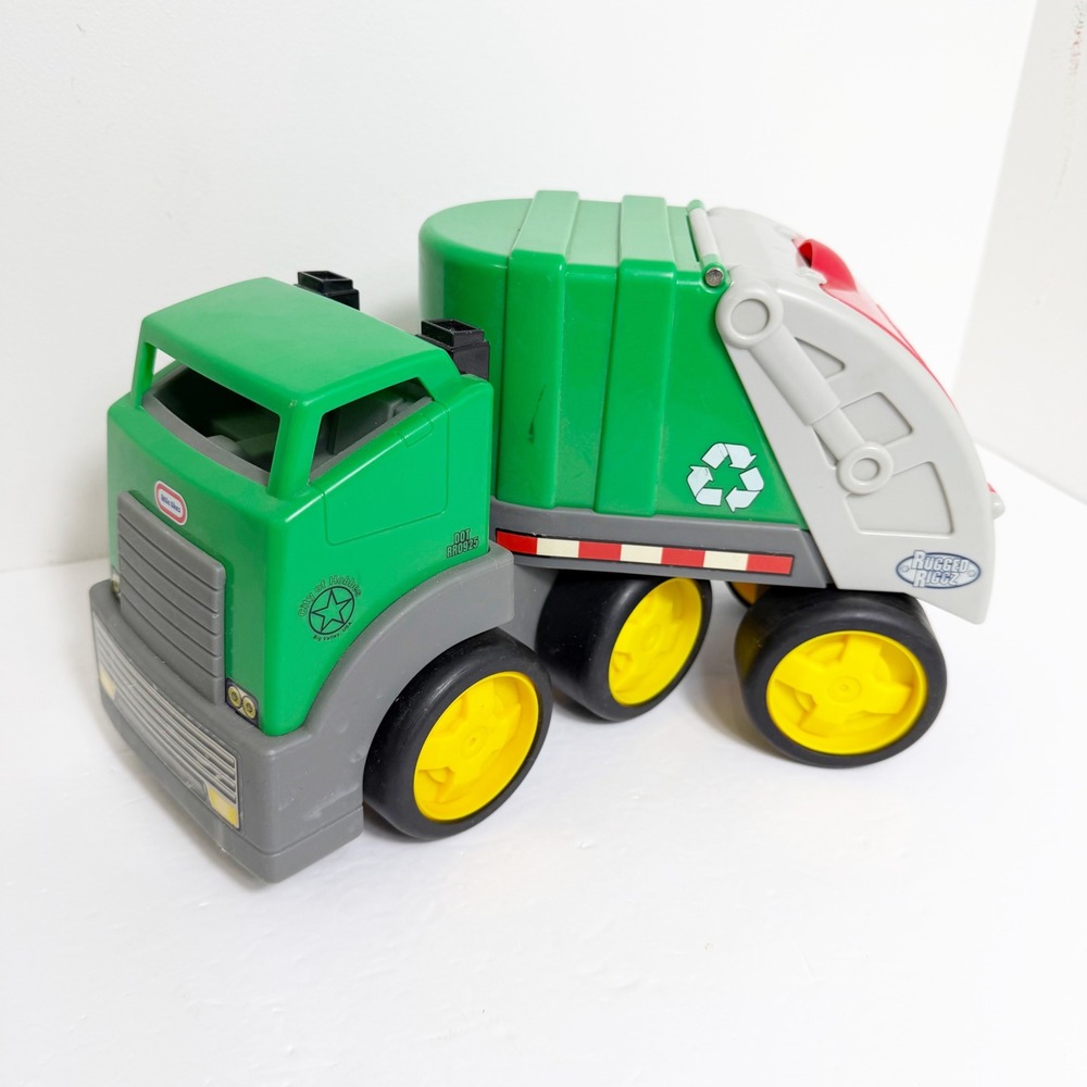 Little Tikes Recycling Truck Toy Green Rugged Riggz Garbage Recycling Truck